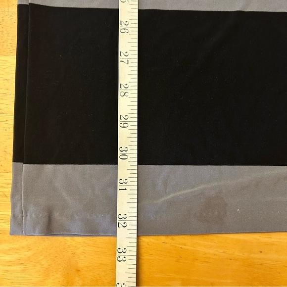 NORMA KAMALI Wide Stripe Shift Dress - Picture 13 of 14